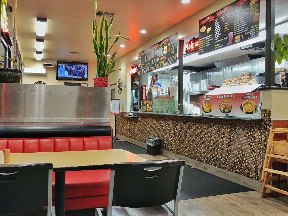 Tam's Burgers